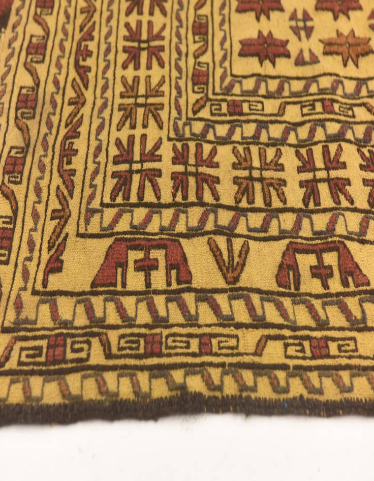 Detail image of 3' 10 x 6' 5 Hand Knotted Sumak Wool Rug