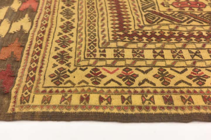 3' 9 x 6' 8 Hand Knotted Sumak Wool Rug