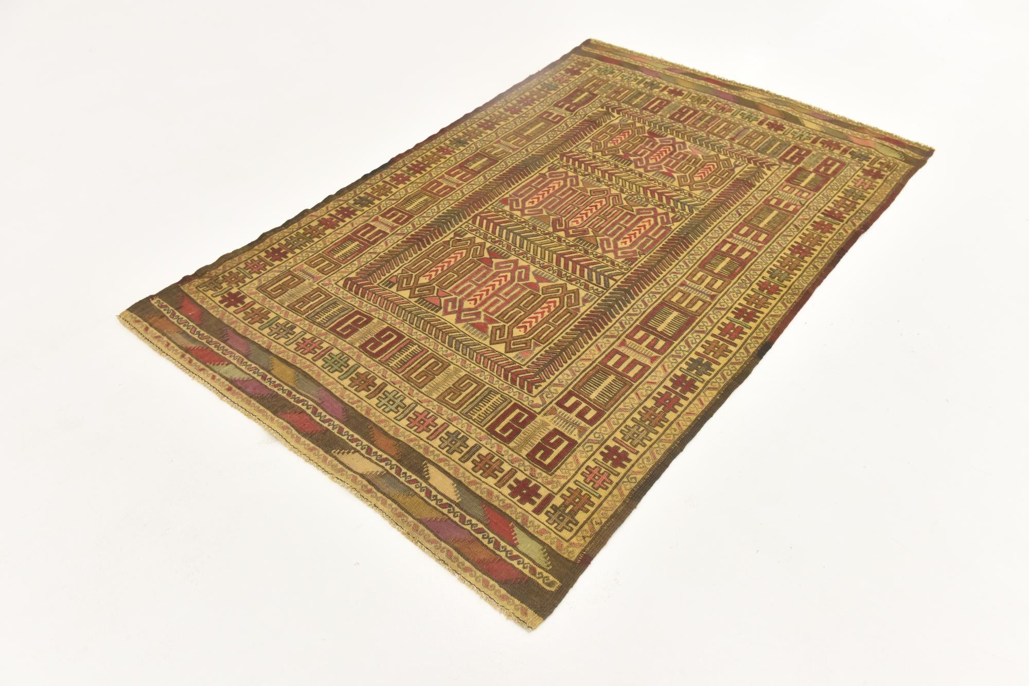 3' 11 x 6' 8 Hand Knotted Sumak Wool Rug