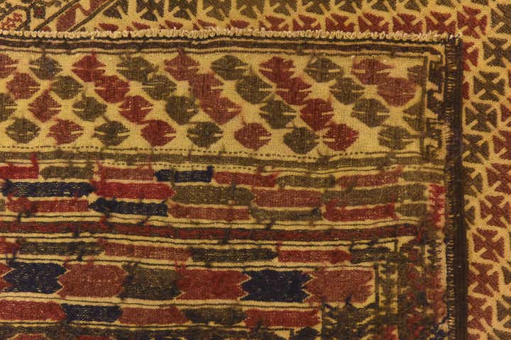 3' 11 x 6' 7 Hand Knotted Sumak Wool Rug