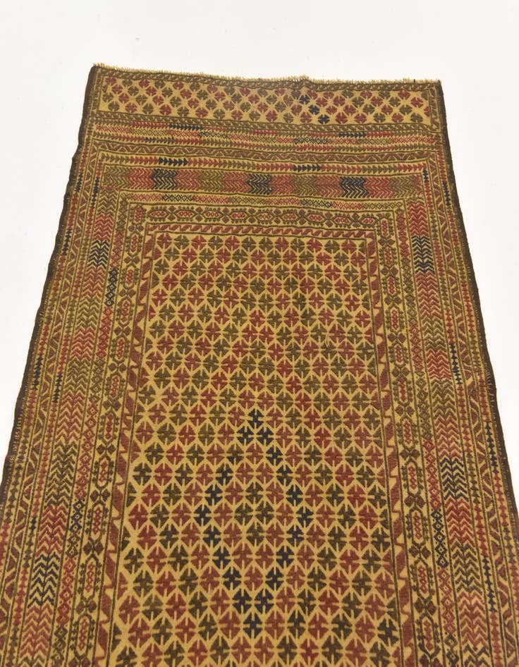 Detail image of 3' 11 x 6' 7 Hand Knotted Sumak Wool Rug