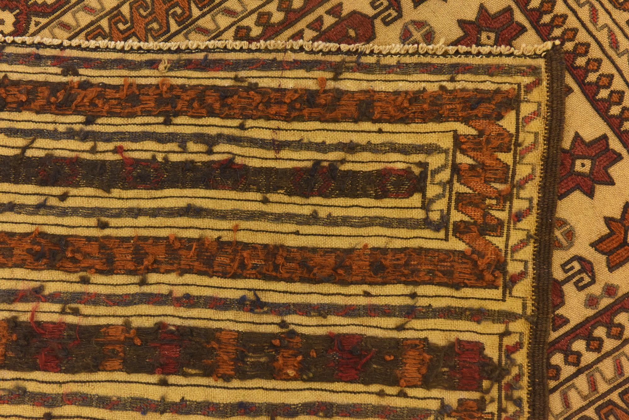 4' x 6' 4 Hand Knotted Sumak Wool Rug