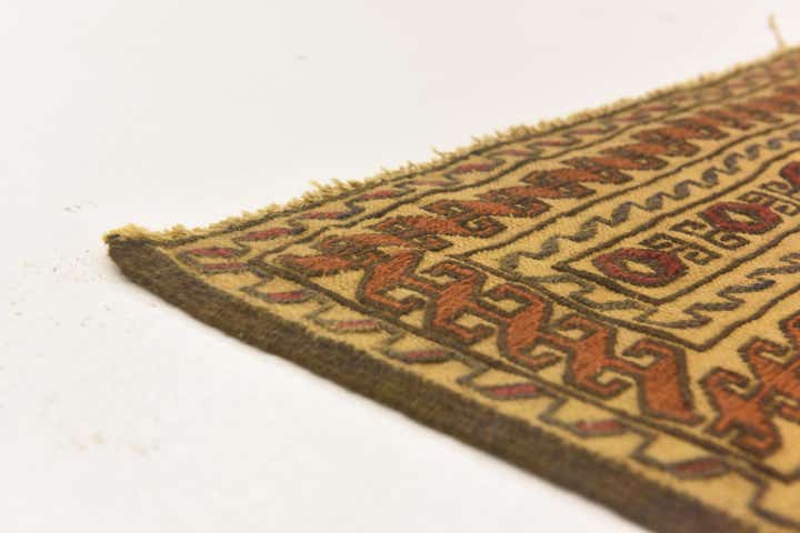 4' x 6' 4 Hand Knotted Sumak Wool Rug