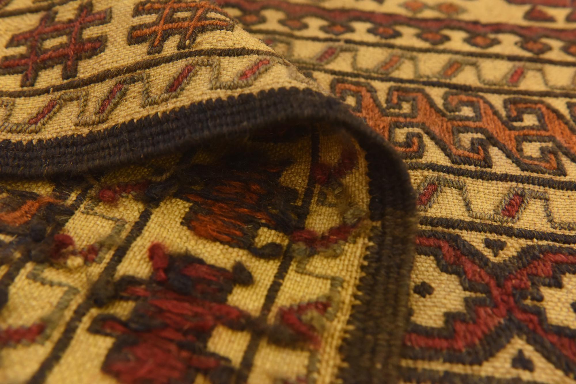 4' x 6' 4 Hand Knotted Sumak Wool Rug