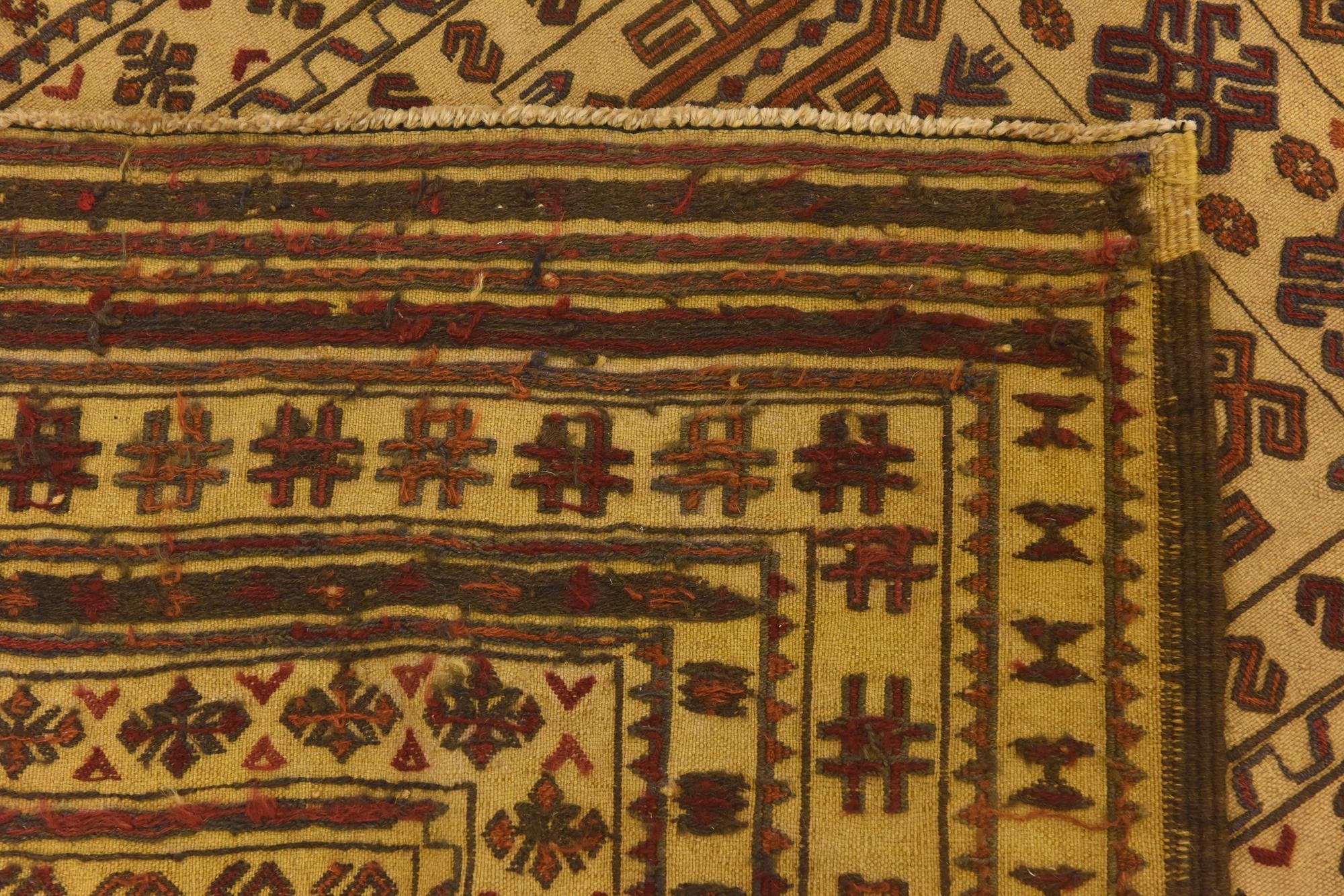 4' x 6' 1 Hand Knotted Sumak Wool Rug