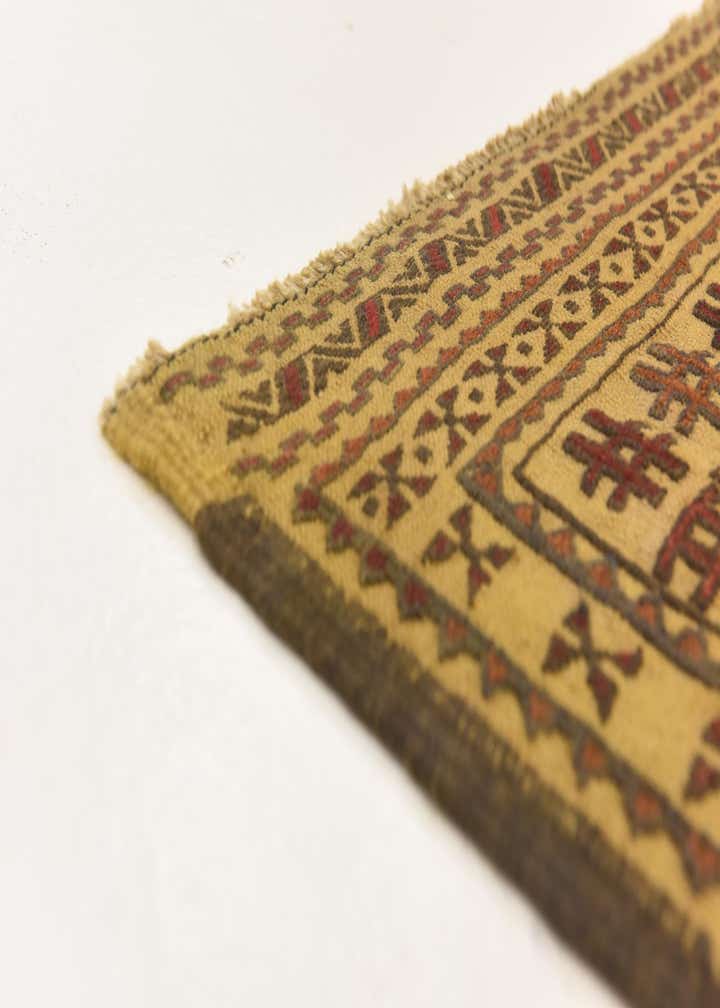 4' x 6' 1 Hand Knotted Sumak Wool Rug