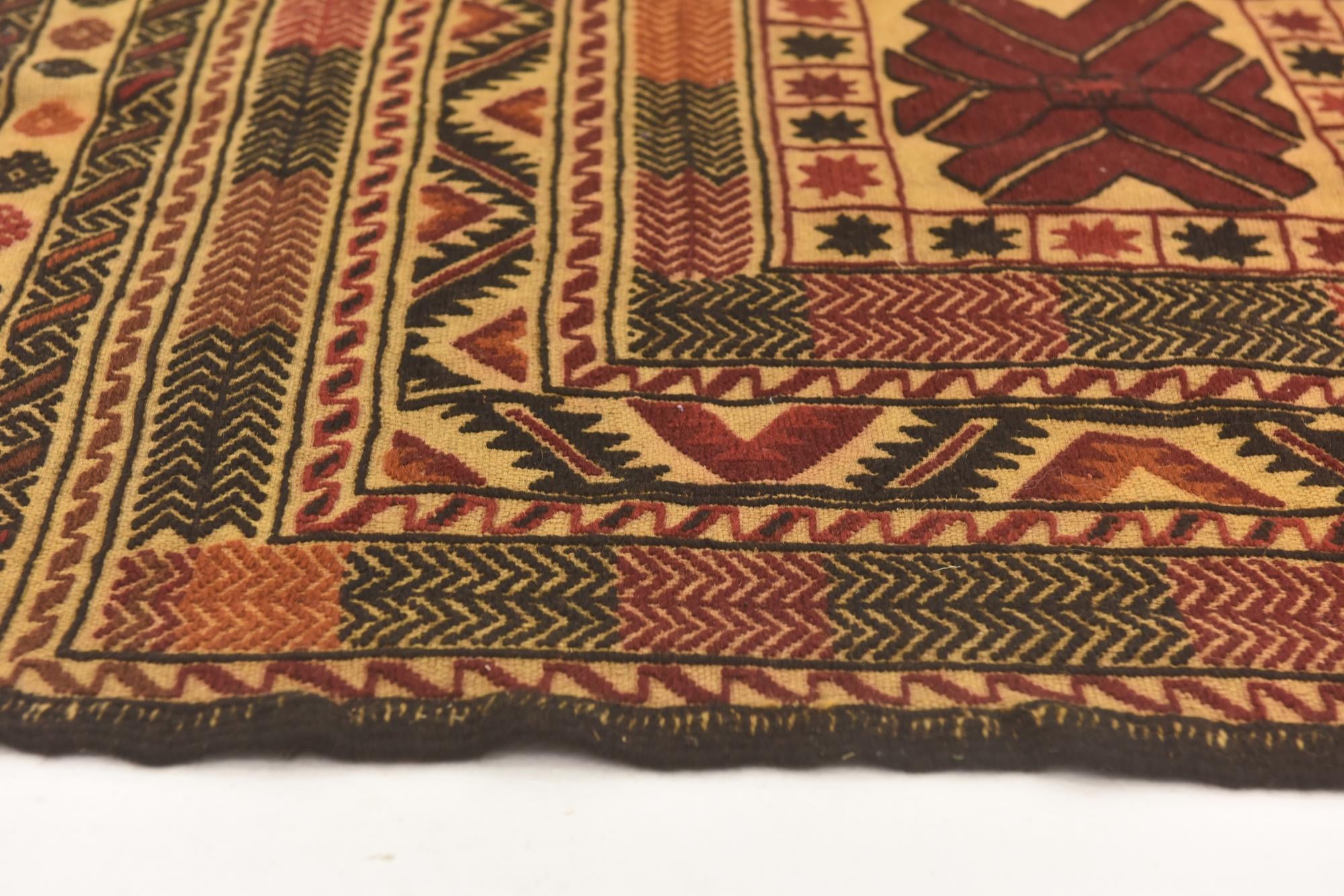 4' 7 x 6' 3 Hand Knotted Sumak Wool Rug