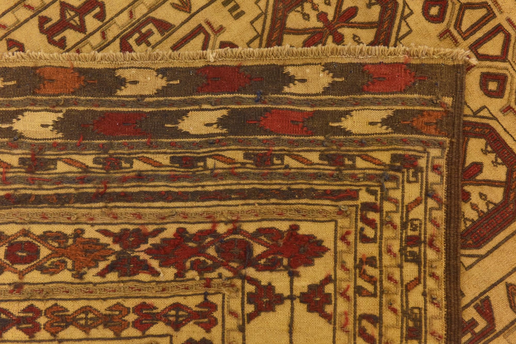 4' 1 x 6' 6 Hand Knotted Sumak Wool Rug