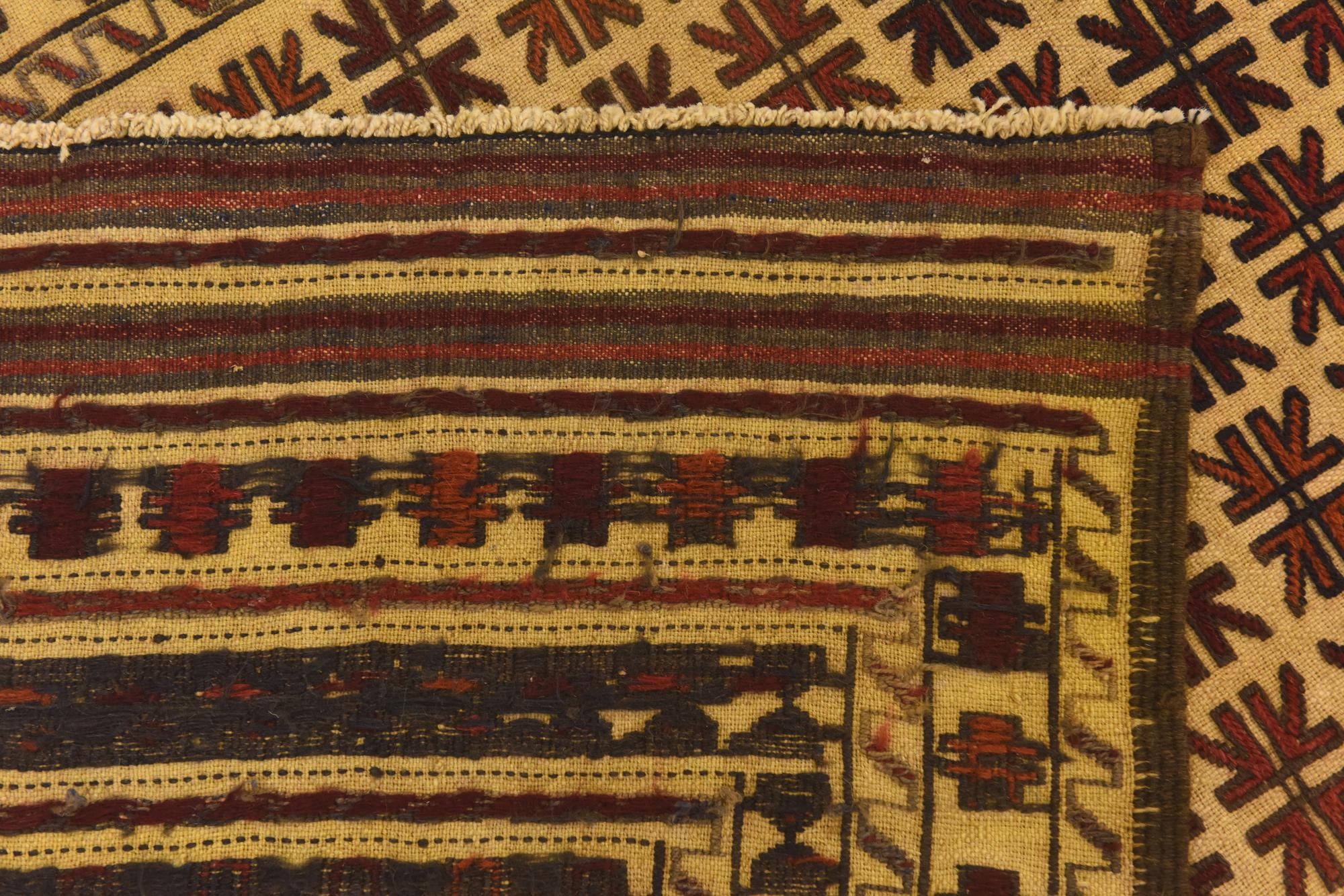 4' x 6' 1 Hand Knotted Sumak Wool Rug