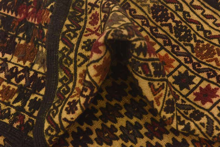 3' 10 x 6' 4 Hand Knotted Sumak Wool Rug