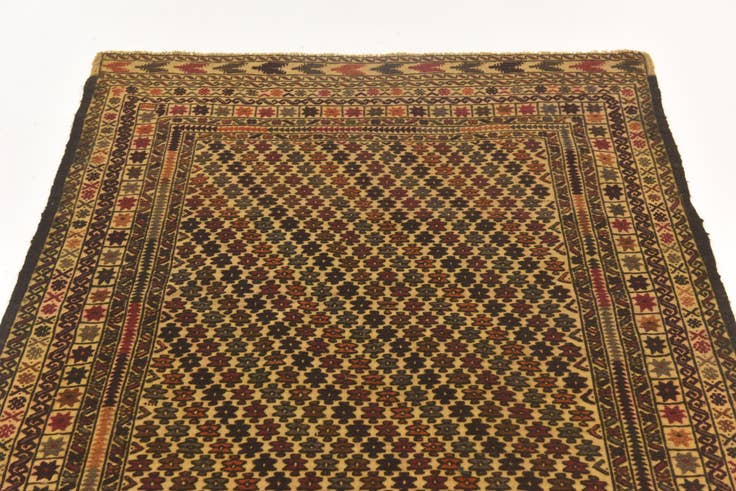 Detail image of 3' 10 x 6' 4 Hand Knotted Sumak Wool Rug