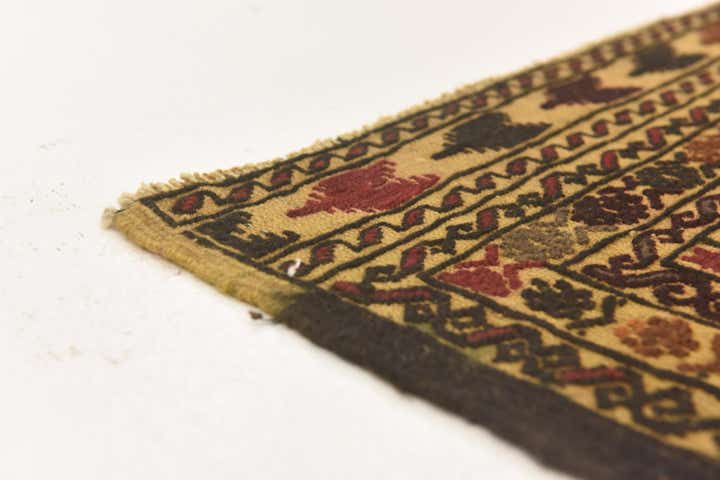 3' 10 x 6' 4 Hand Knotted Sumak Wool Rug