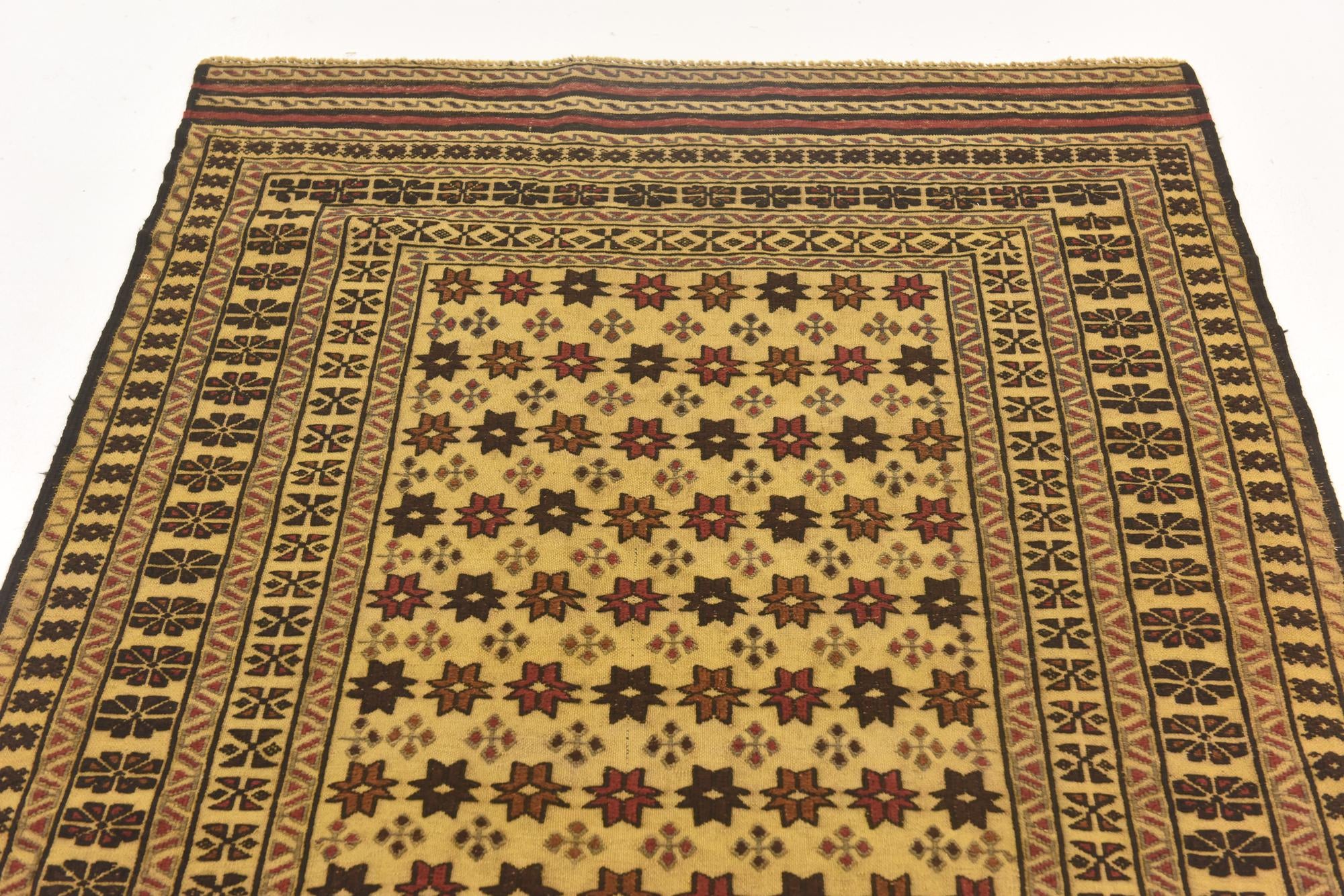 3' 10 x 6' 5 Hand Knotted Sumak Wool Rug