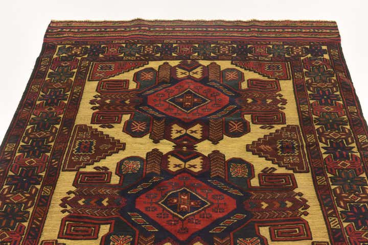 4' 5 x 6' 6 Hand Knotted Sumak Wool Rug