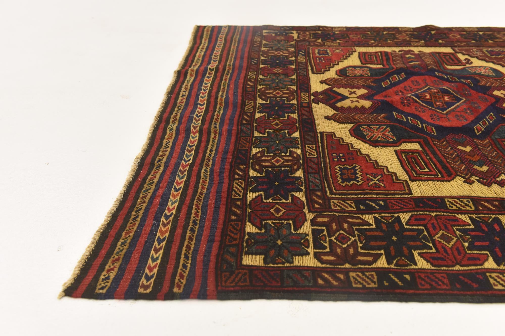 4' 5 x 6' 6 Hand Knotted Sumak Wool Rug