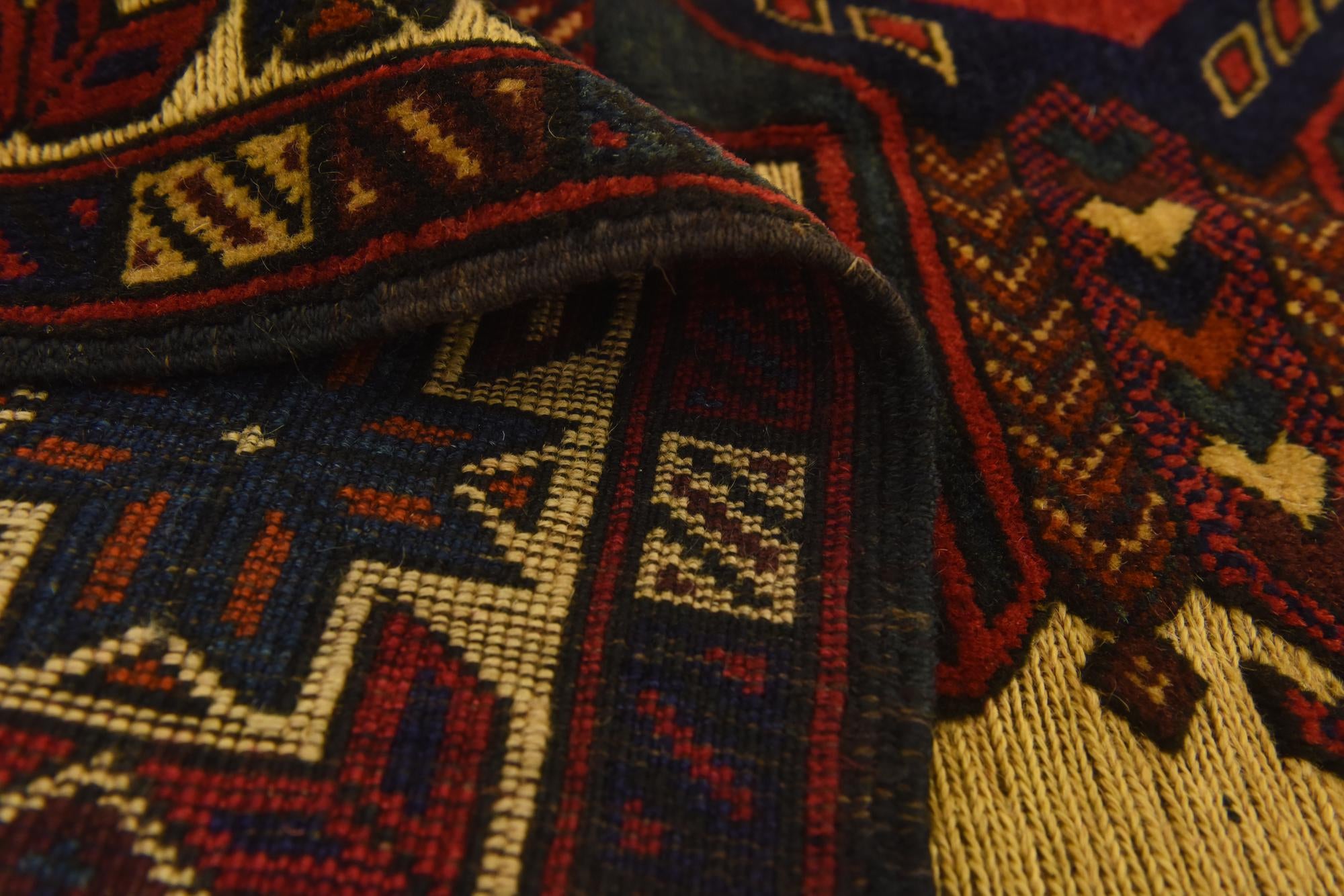 4' 5 x 6' 6 Hand Knotted Sumak Wool Rug