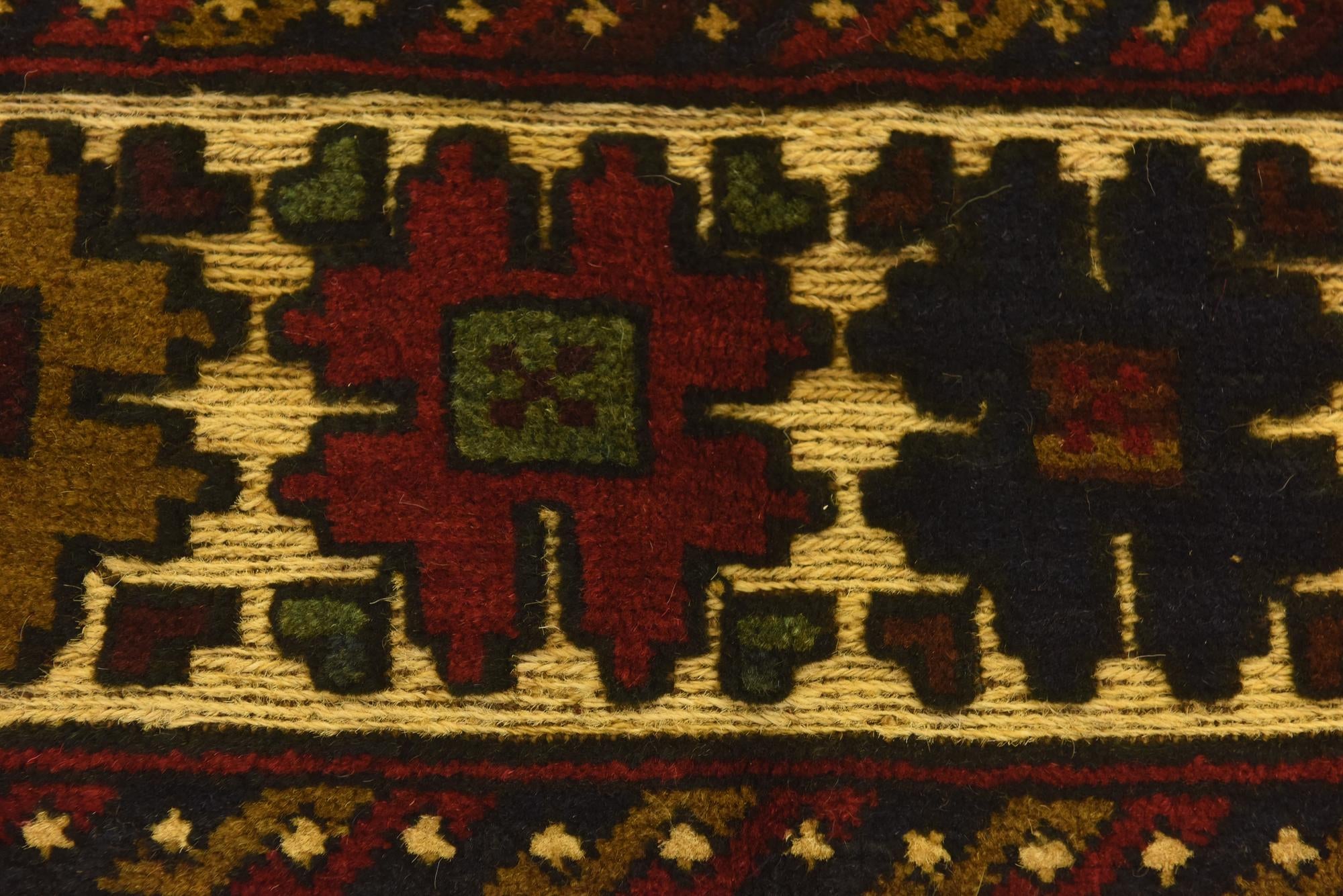 4' 1 x 6' 4 Hand Knotted Sumak Wool Rug