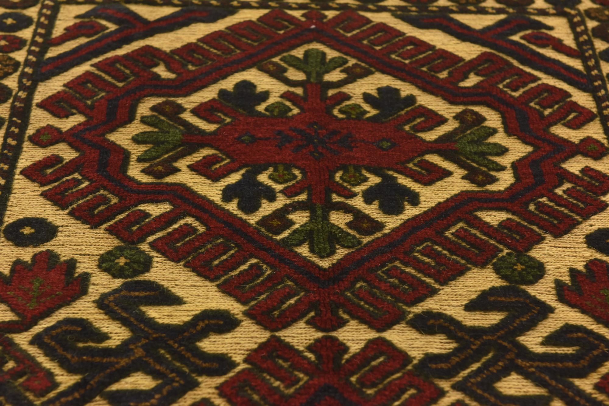 4' x 6' 2 Hand Knotted Sumak Wool Rug