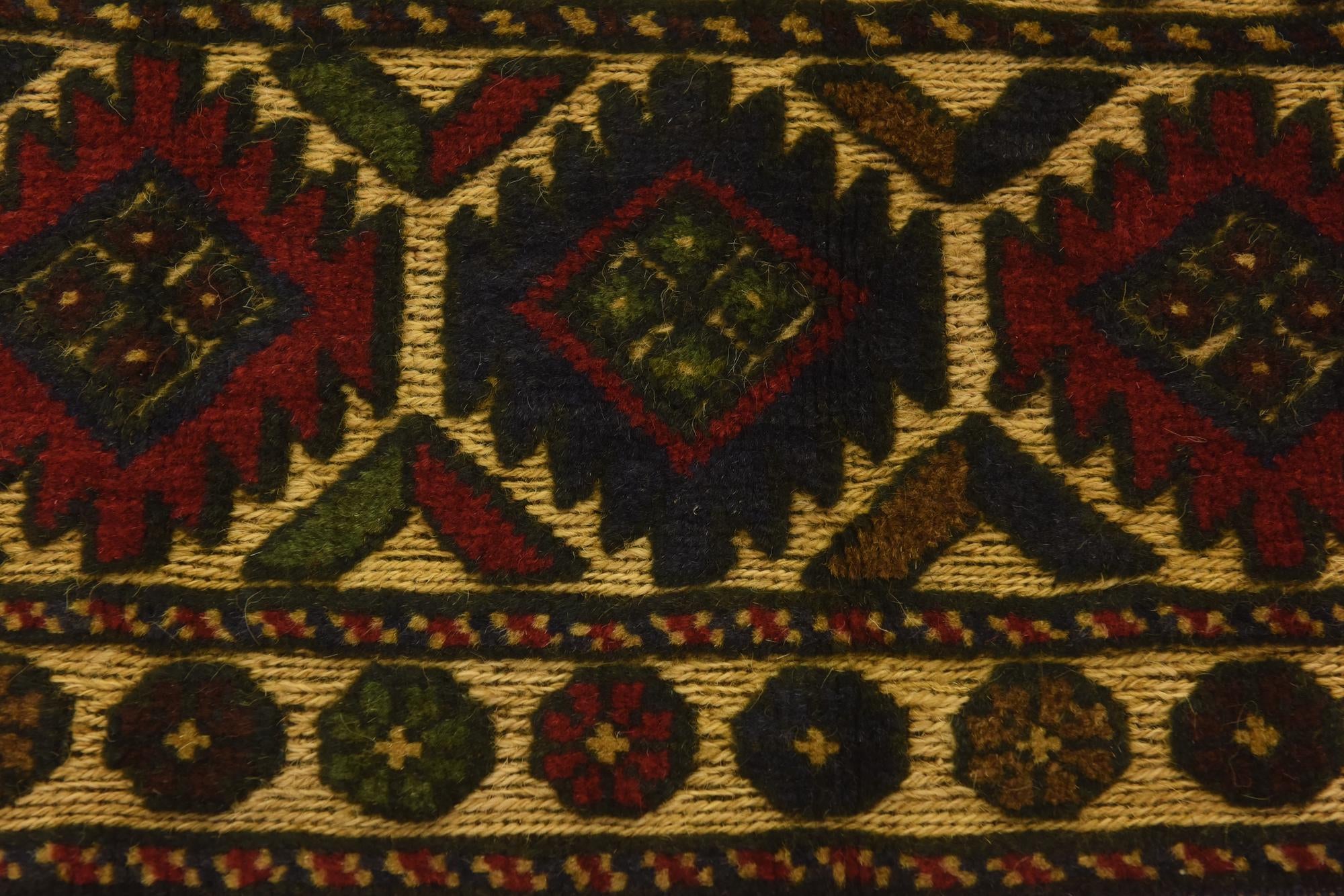 4' x 6' 2 Hand Knotted Sumak Wool Rug