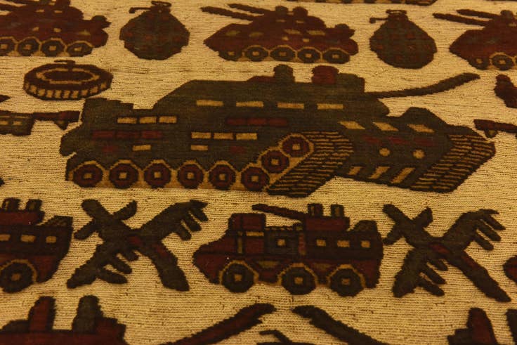 Detail image of 3' 11 x 5' 1 Hand Knotted Sumak Wool Rug