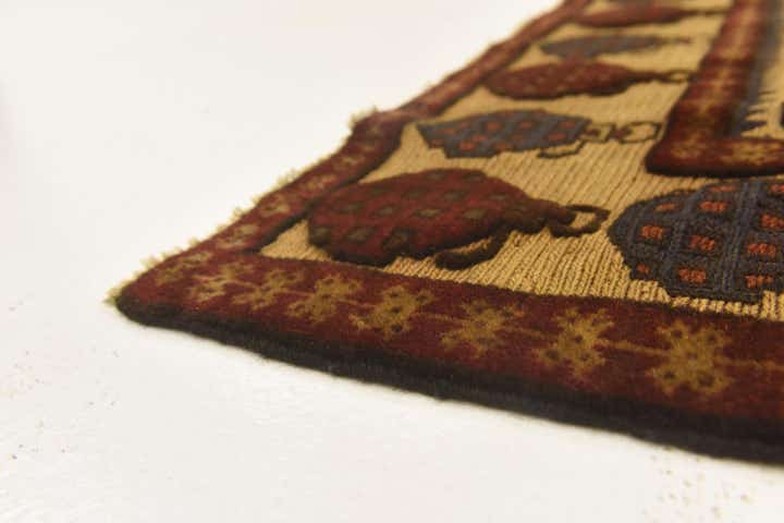 3' 11 x 5' 1 Hand Knotted Sumak Wool Rug