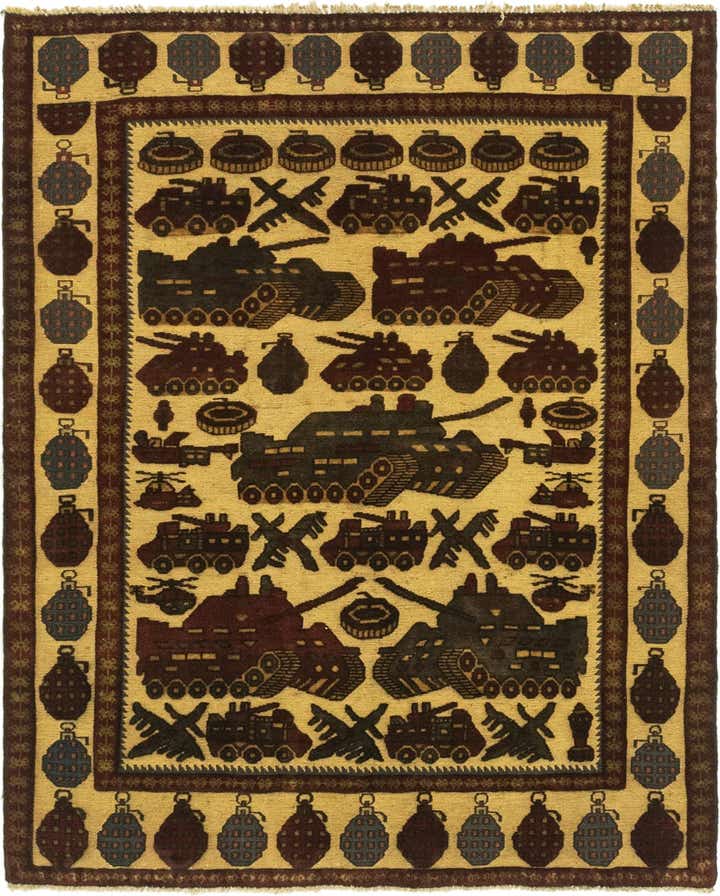 3' 11 x 5' 1 Hand Knotted Sumak Wool Rug