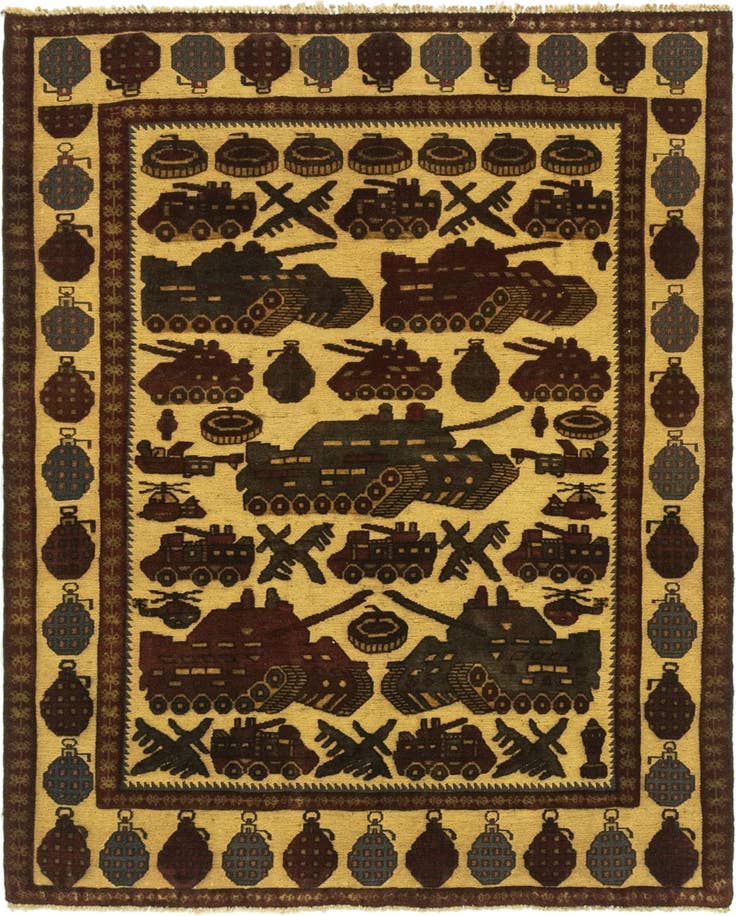 Detail image of 3' 11 x 5' 1 Hand Knotted Sumak Wool Rug
