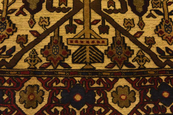 4' 2 x 6' 4 Hand Knotted Sumak Wool Rug