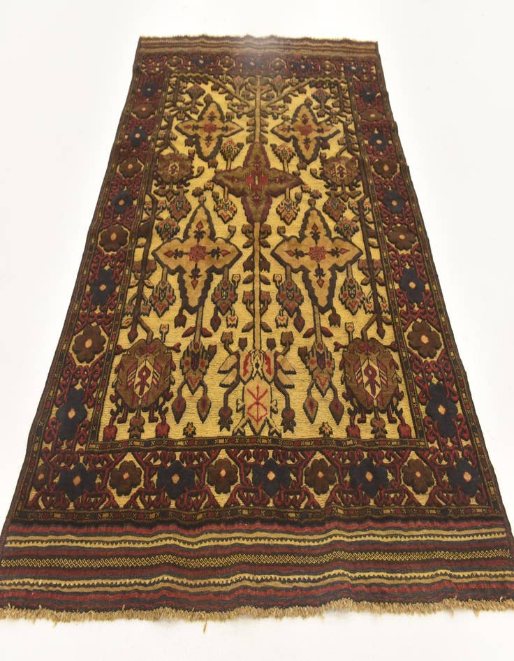 Detail image of 4' 2 x 6' Hand Knotted Sumak Wool Rug