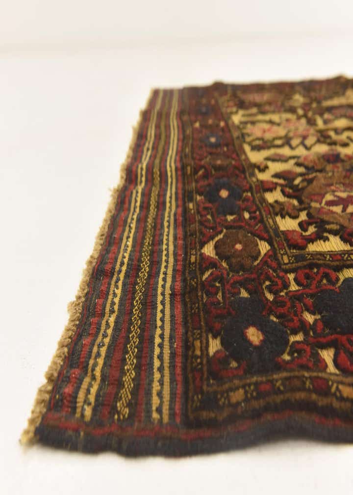 4' 2 x 6' Hand Knotted Sumak Wool Rug