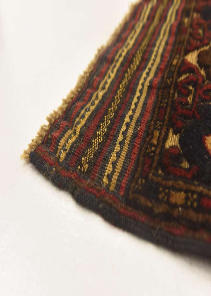 4' 2 x 6' Hand Knotted Sumak Wool Rug