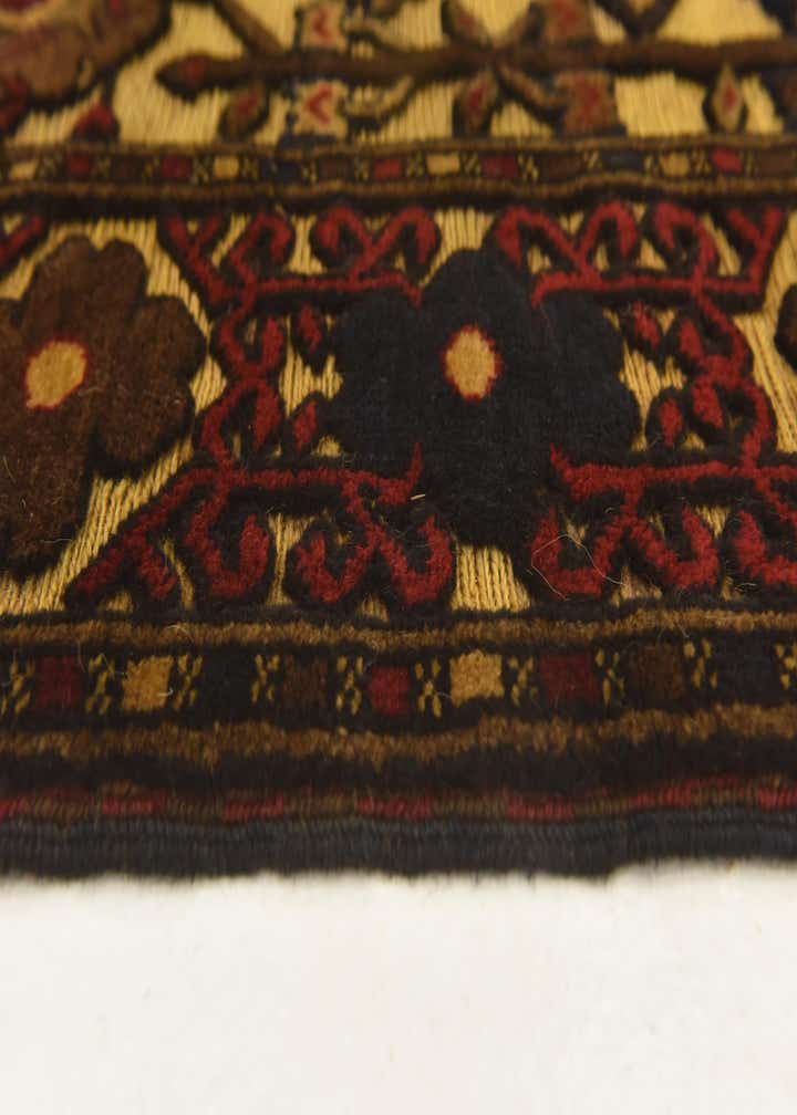 4' 2 x 6' Hand Knotted Sumak Wool Rug
