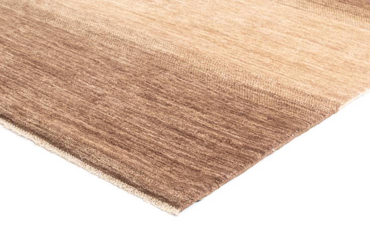 Detail image of 6' 5 x 8' 9 Tabiibaft Wool Rug