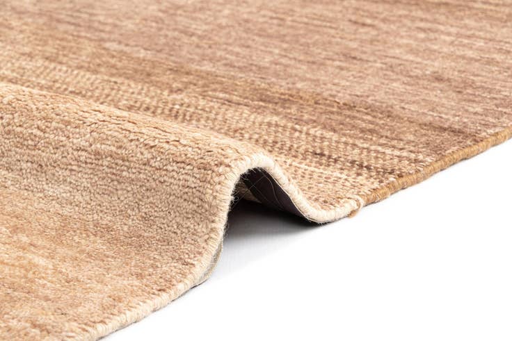 Detail image of 6' 5 x 8' 9 Tabiibaft Wool Rug