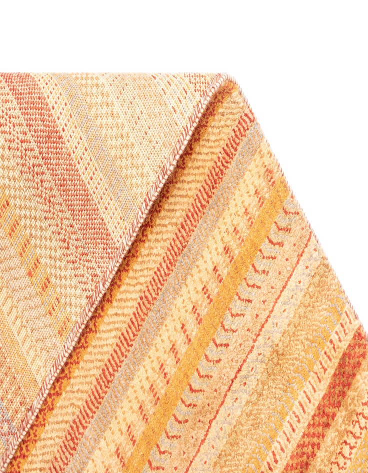 Detail image of 4' x 6' 2 Tabiibaft Wool Rug