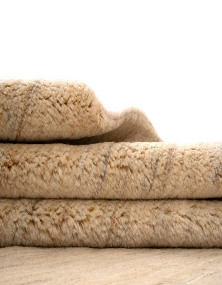 Detail image of 5' x 6' 5  Hand Knotted Tabiibaft Persian Rug