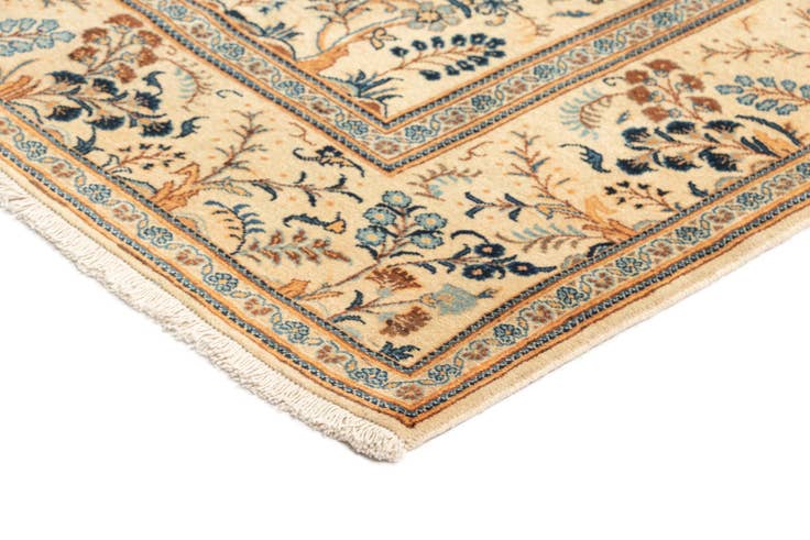 Detail image of 4' 6 x 6' 8 Tabriz Rug