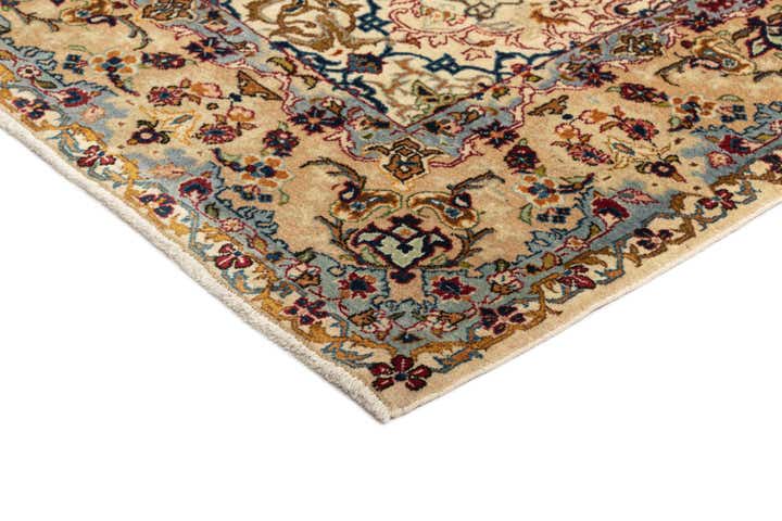 4' 6 x 6' 9 Tabriz Rug