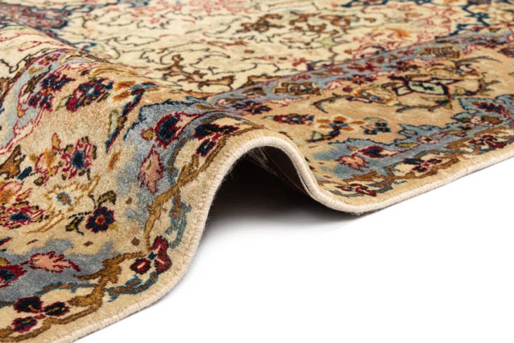 Detail image of 4' 6 x 6' 9 Tabriz Rug