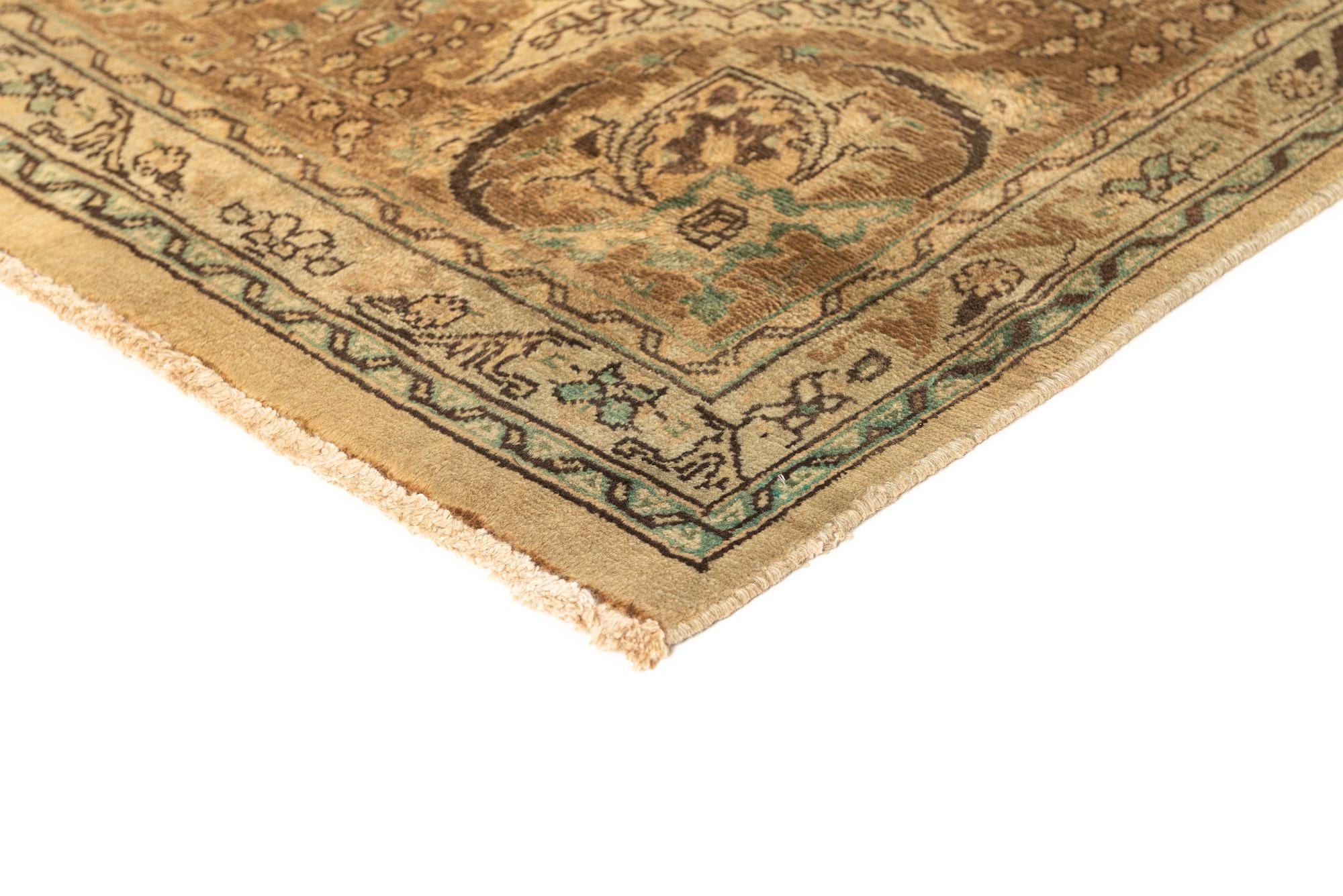 9' 5 x 13' 3 Tabriz Rug