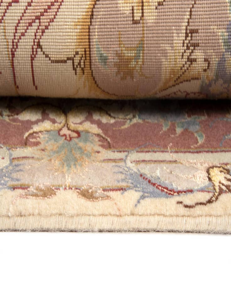 Detail image of 5' x 6' 10 Tabriz Rug