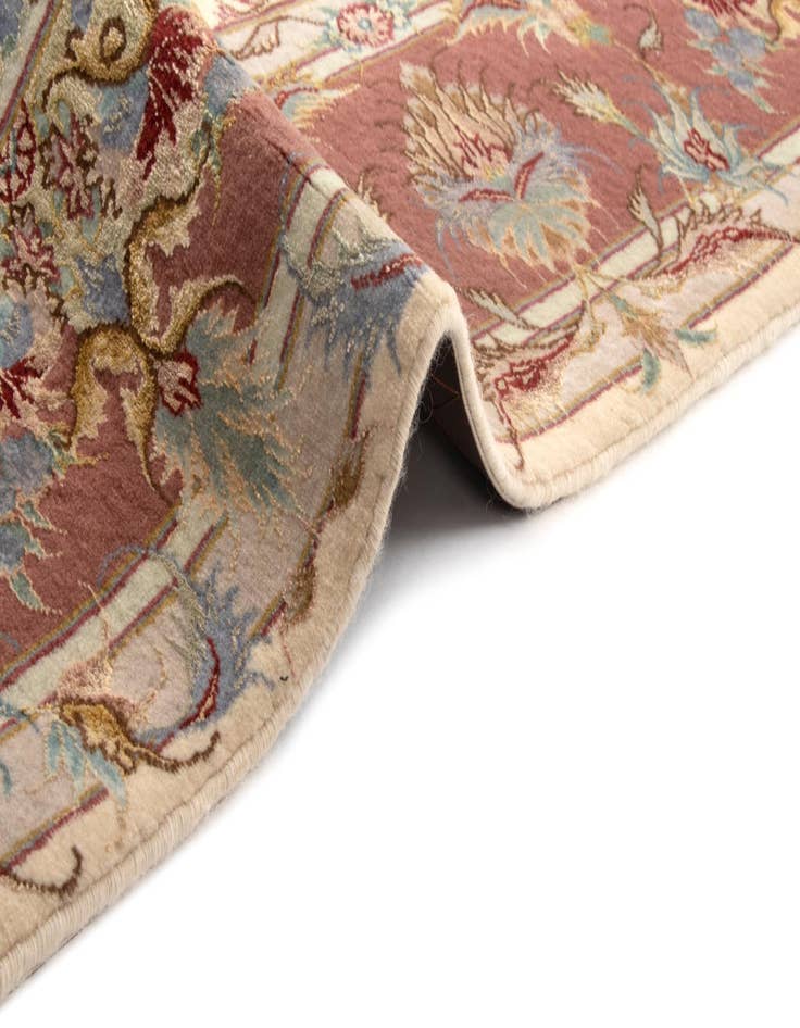 Detail image of 5' x 6' 10 Tabriz Rug