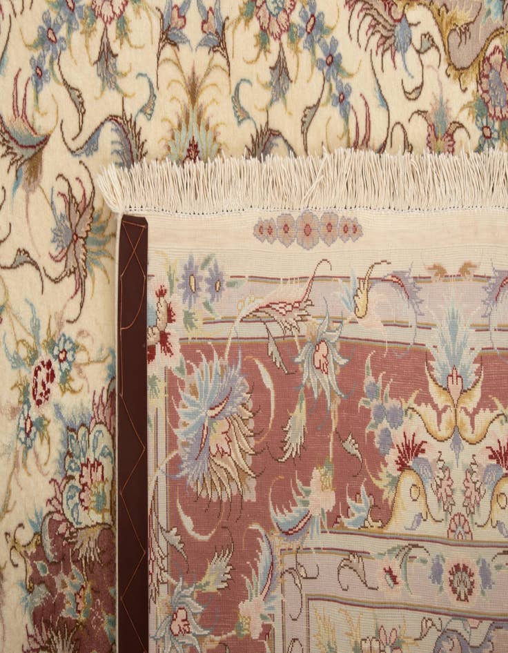 Detail image of 5' x 6' 10 Tabriz Rug