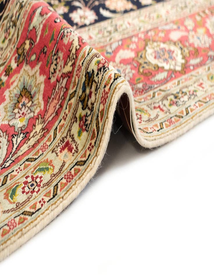 Detail image of 6' 9 x 8' 4 Tabriz Rug