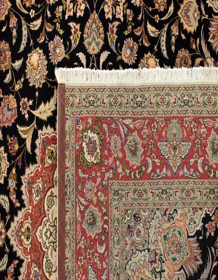 Detail image of 6' 9 x 8' 4 Tabriz Rug