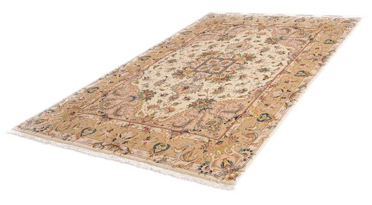 Detail image of 5' x 7' 1 Tabriz Rug