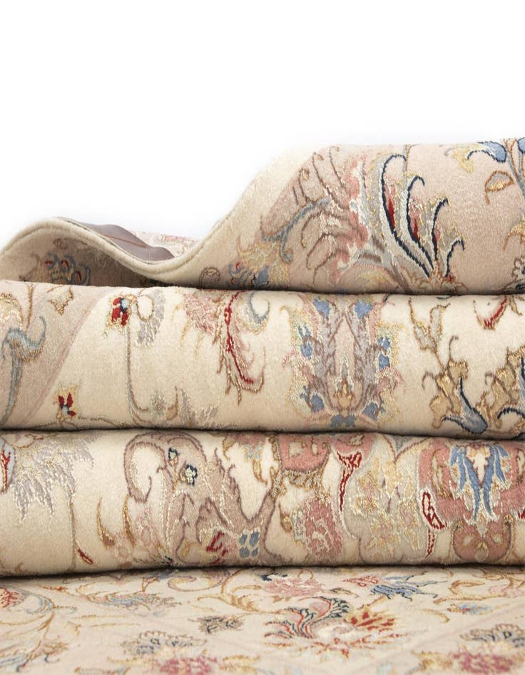 Detail image of 5' 1 x 6' 11 Tabriz Rug