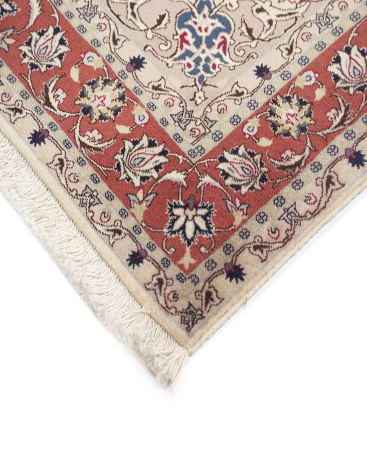 Detail image of 5' 1 x 6' 10 Tabriz Rug