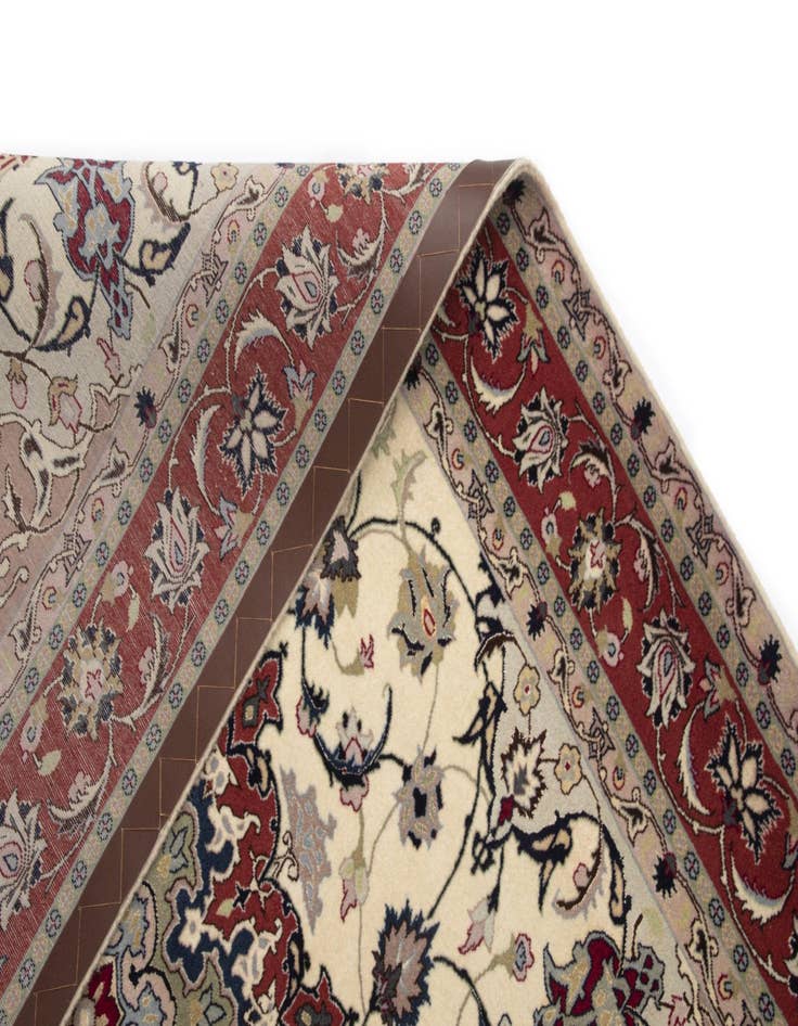 Detail image of 5' 1 x 6' 10 Tabriz Rug