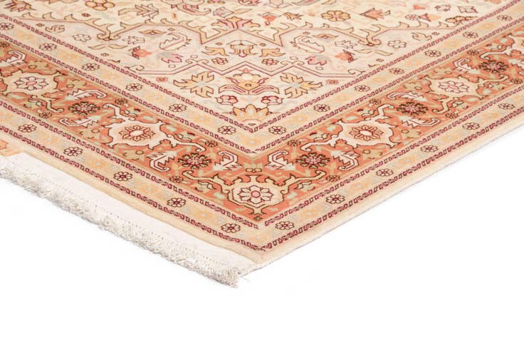Detail image of 5' x 6' 11 Tabriz Rug